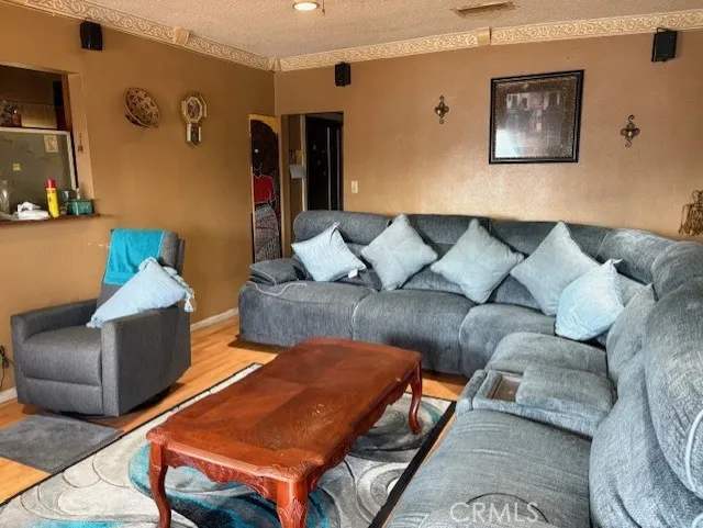 3661 Seabright, Long Beach, California 90810 home-pic-10